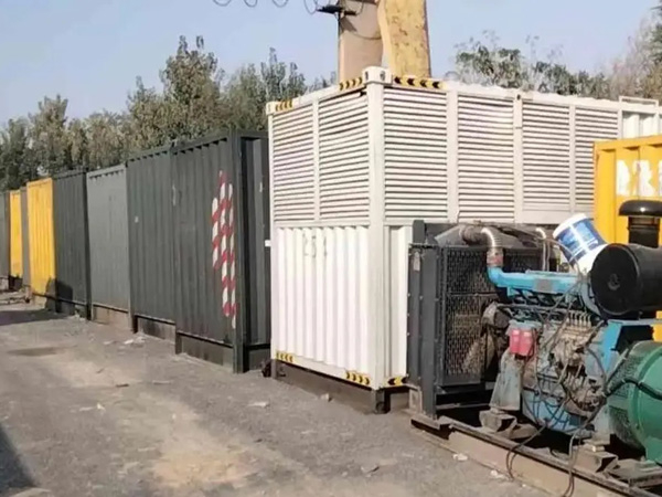 微山200KW柴油发电机机组每小时油耗是多少?